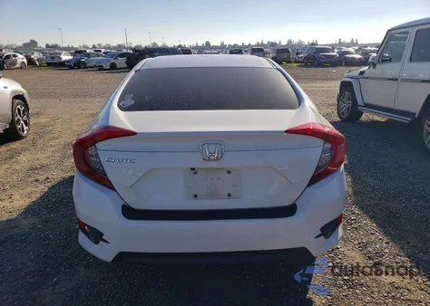 2018 Honda Civic Lx z USA, uszkodzony, nr VIN 2HGFC2F50JH566559